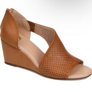 Journee Collection Women Wedge Heel Cut Out Sandals Aretha Size US 6.5 Cognac